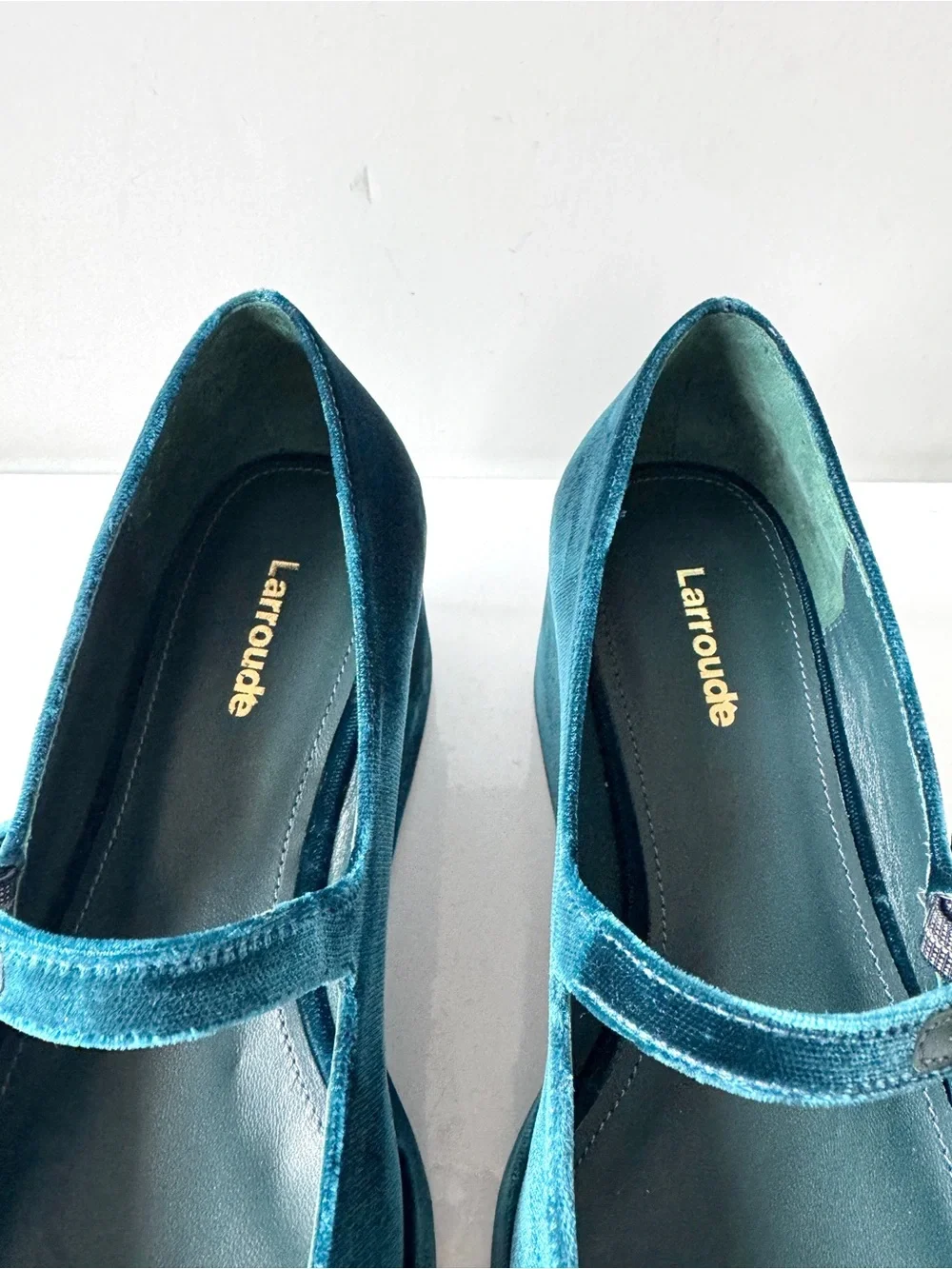 Larroudé  Blair Velvet Mary Jane Flatform Pumps in Deepsea Size 6